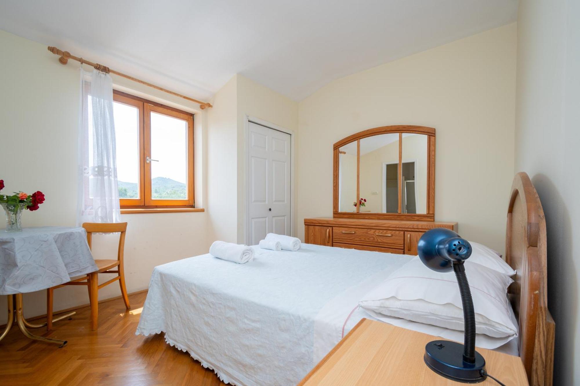 Apartments And Rooms By The Sea Mrljane, Pasman - 327 Neviđane Стая снимка