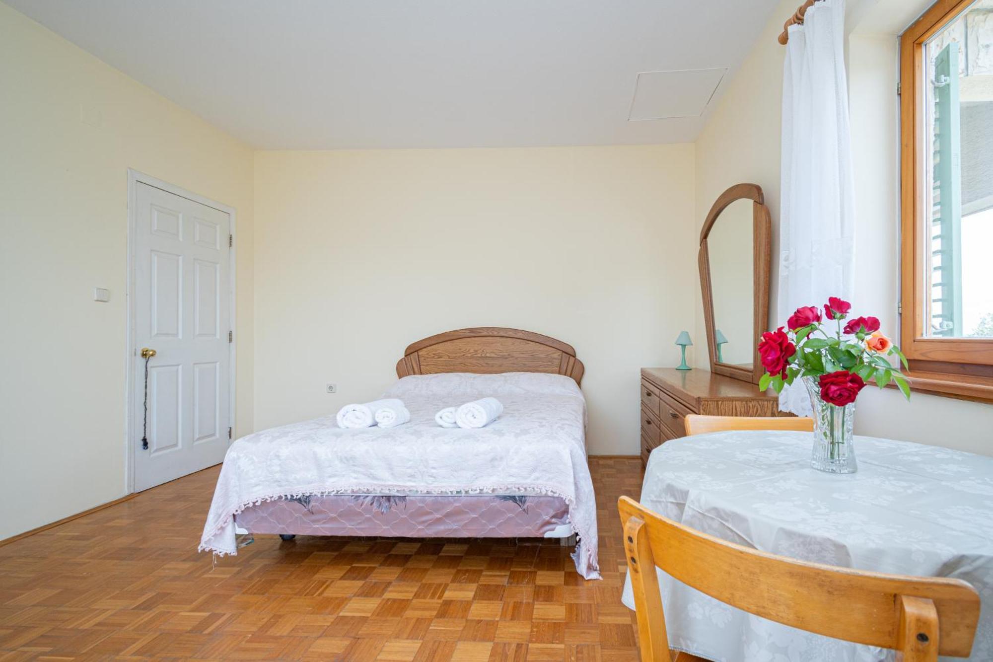 Apartments And Rooms By The Sea Mrljane, Pasman - 327 Neviđane Стая снимка