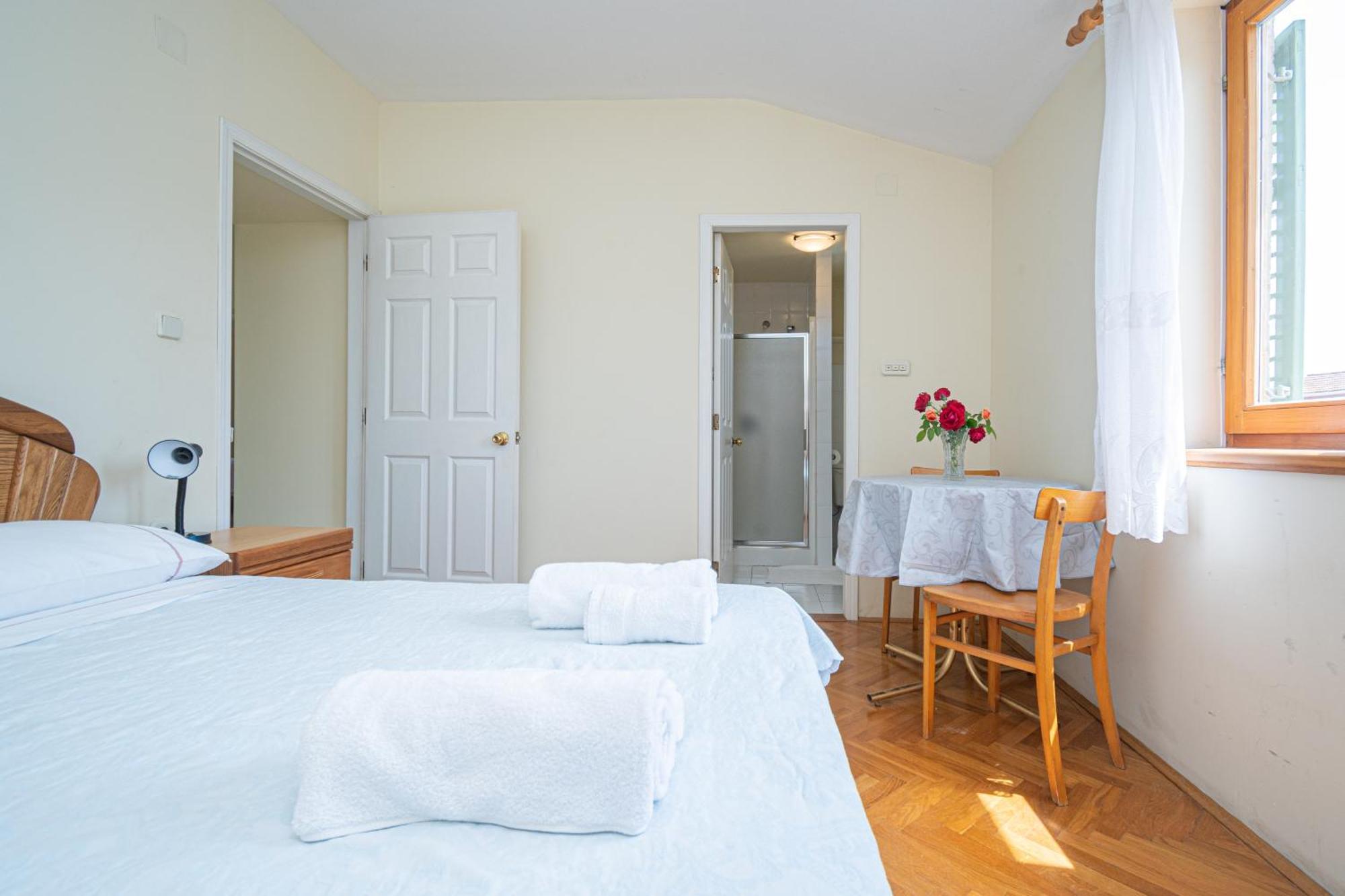Apartments And Rooms By The Sea Mrljane, Pasman - 327 Neviđane Стая снимка